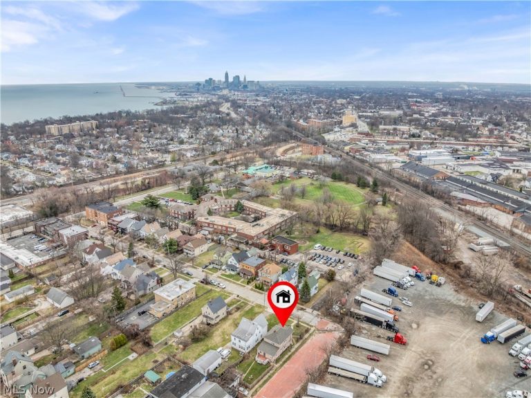 1476 107th Street, Cleveland, OH - Photo 4