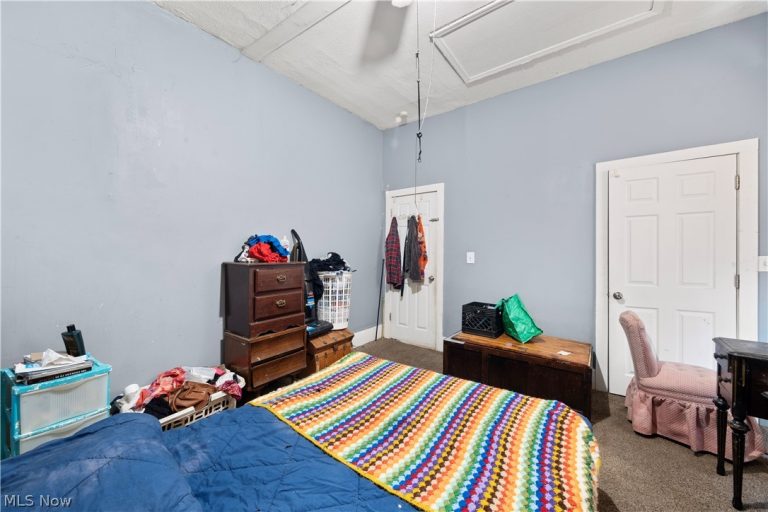 2000 Seymour Avenue, Cleveland, OH - Photo 8