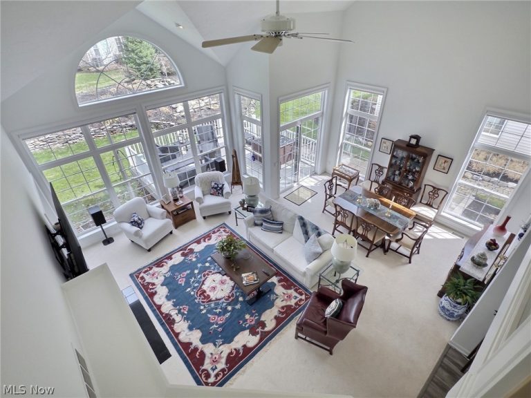 441 Glengary Circle, Highland Heights, OH - Photo 5