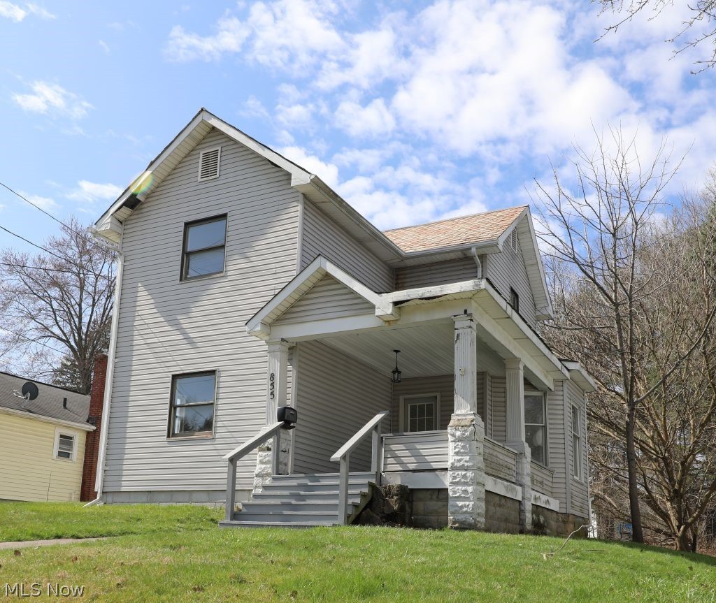 855 Newgarden Avenue, Salem, OH