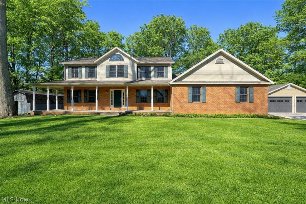 2575 Myersville Road, Uniontown, OH