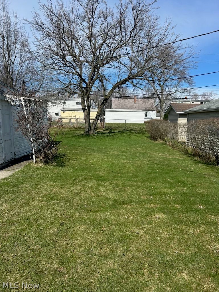 15513 Walvern Boulevard, Maple Heights, OH - Photo 4