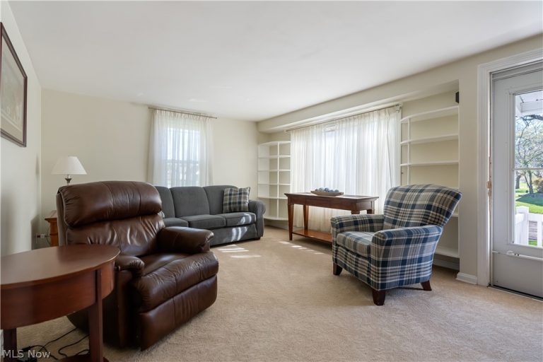 1345 Lipton Avenue, North Canton, OH - Photo 8