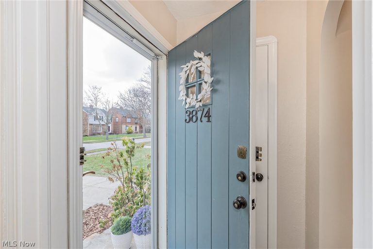 3874 Grenville Road, University Heights, OH - Photo 3