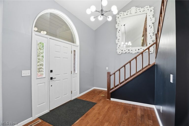 5504 13th Avenue, Vienna, WV - Photo 5