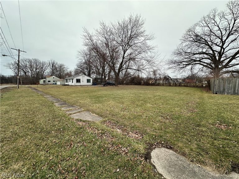 V/L Maryland Avenue, Lorain, OH, 44052