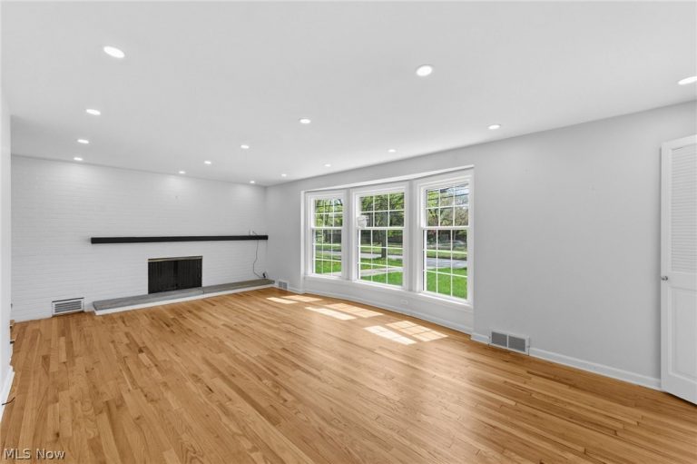 22875 Fairmount Boulevard, Shaker Heights, OH - Photo 3