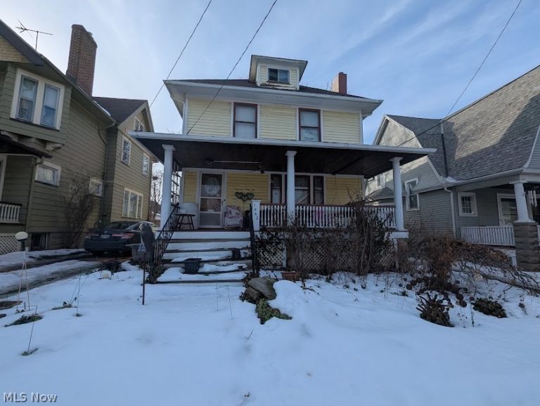 1462 Rosewood Avenue, Lakewood, OH, 44107