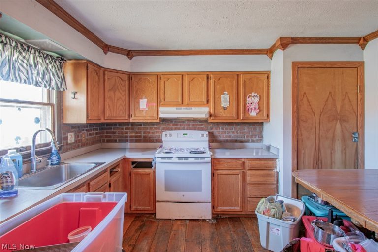 3686 Jones Road, Diamond, OH - Photo 8