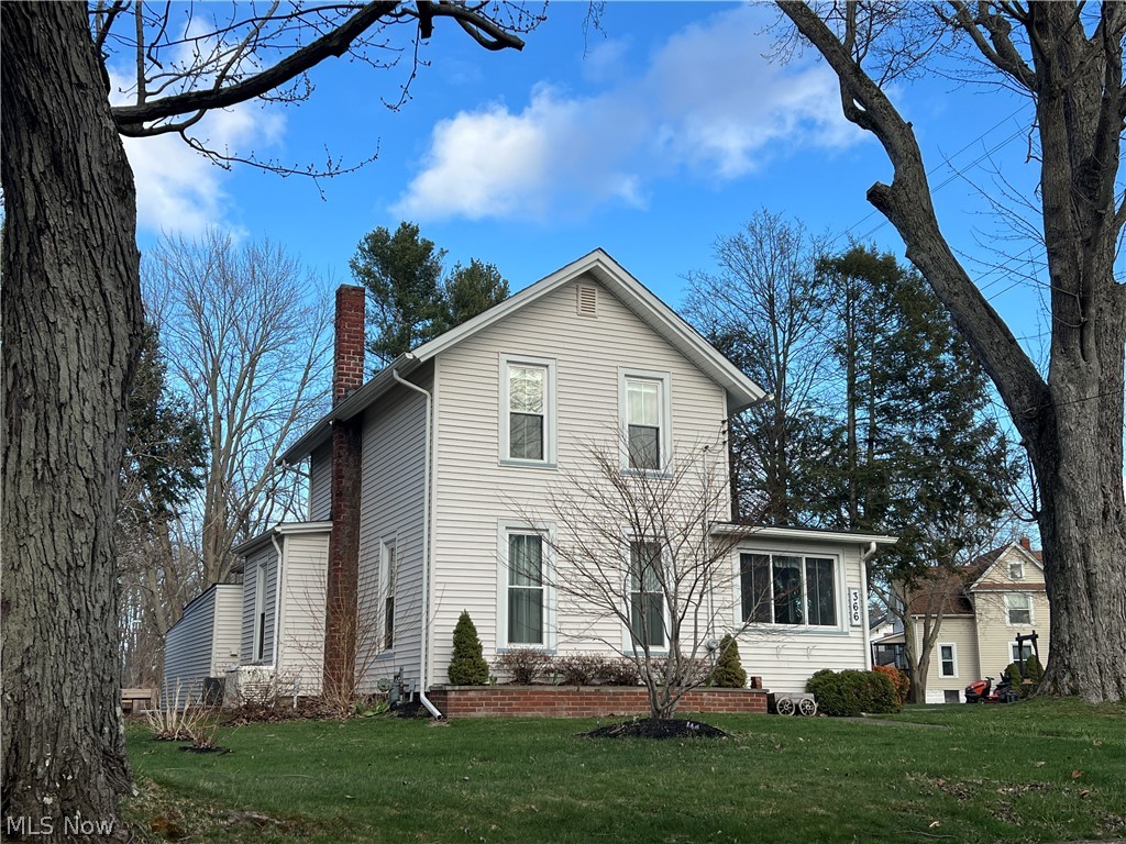 366 Old Main Road, Conneaut, OH