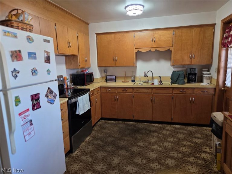 808 Kennilworth, Coshocton, OH - Photo 8