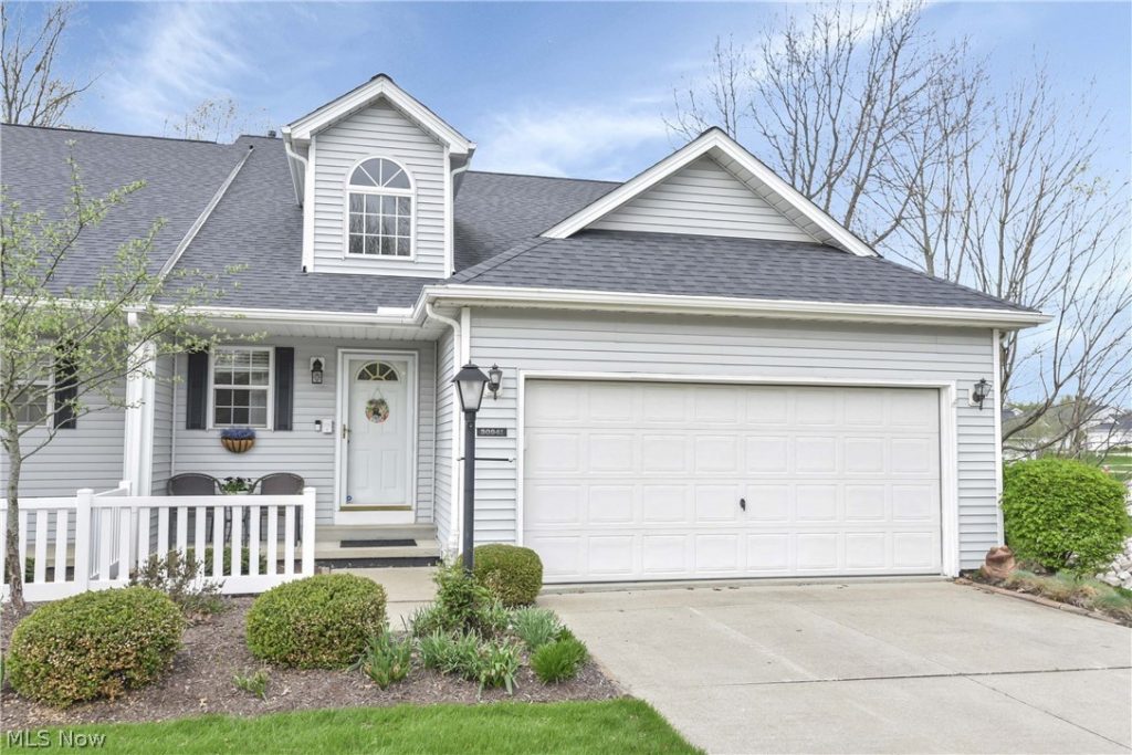 30941 Pepper Mill Court #83B, North Olmsted, OH
