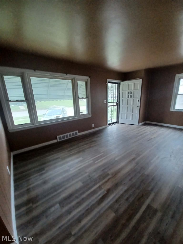 2813 Julian Street, Youngstown, OH - Photo 5