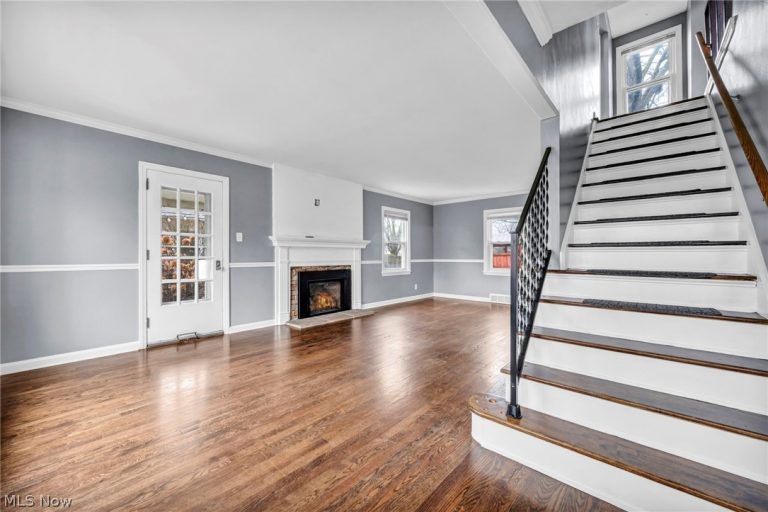 300 Russell Avenue, Niles, OH - Photo 3