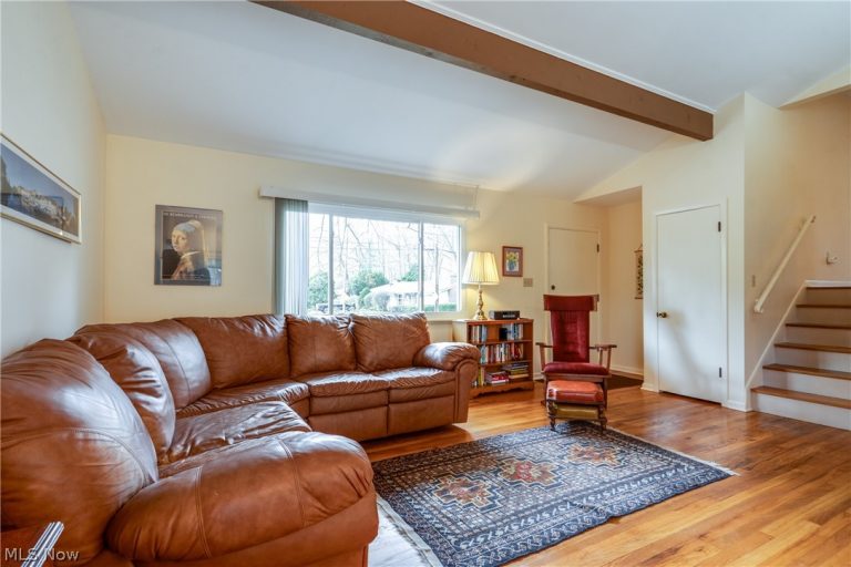 833 Cliffside Drive, Akron, OH - Photo 8