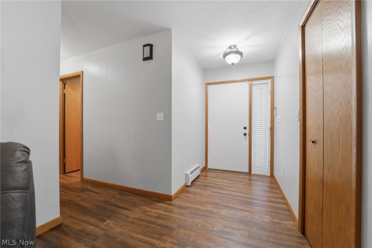 736 Lake Erie Street, Conneaut, OH - Photo 3