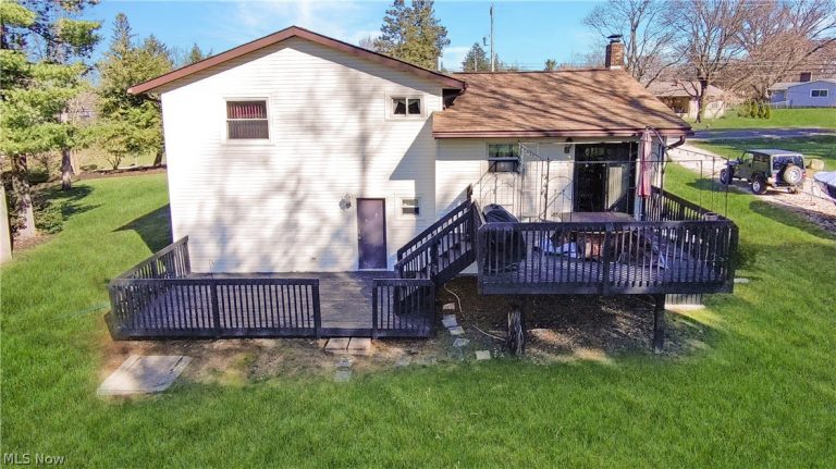 2978 Sandy Lake Road, Ravenna, OH - Photo 4