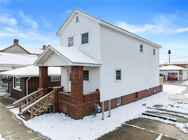 523 Union Street, Martins Ferry, OH - Photo 2