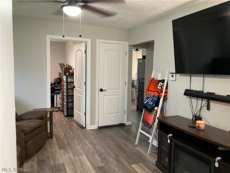 4554 Smith Stewart Road, Vienna, OH - Photo 5