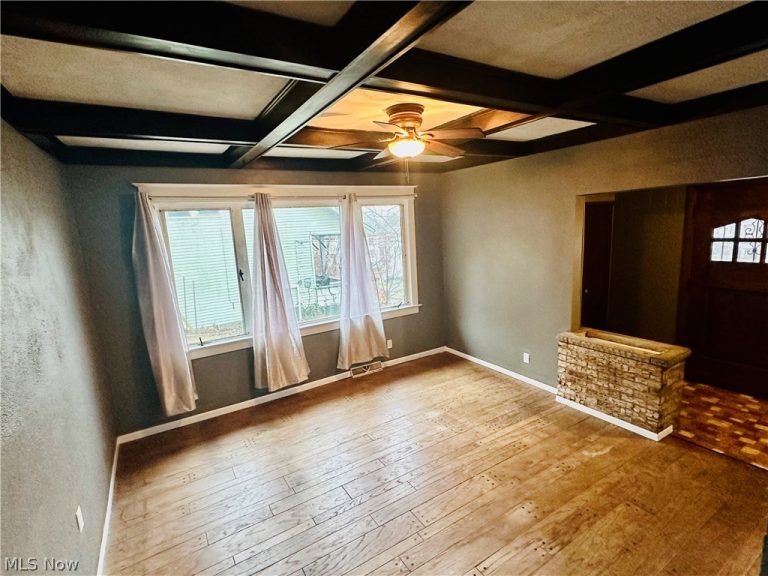 826 NEVILLE Street, Follansbee, WV - Photo 5