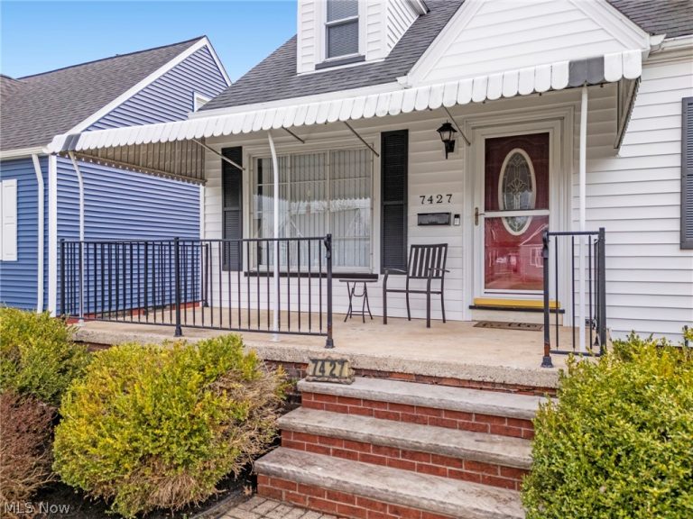 7427 Wefel Avenue, Brooklyn, OH - Photo 4