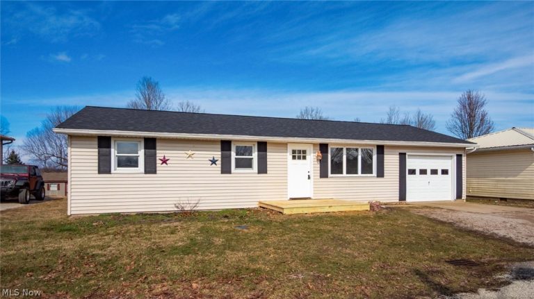 96 Summit Street, Roseville, OH - Photo 4