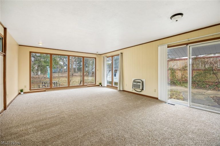 31 Medford Avenue, Akron, OH - Photo 8