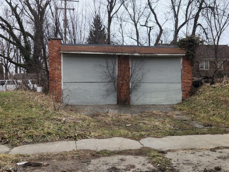 3568 118th Street, Cleveland, OH - Photo 3