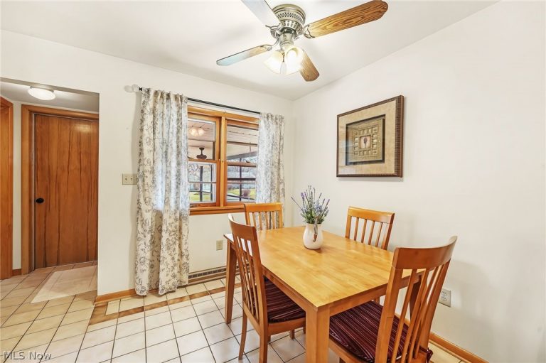 4704 Garrett Drive, Norton, OH - Photo 8