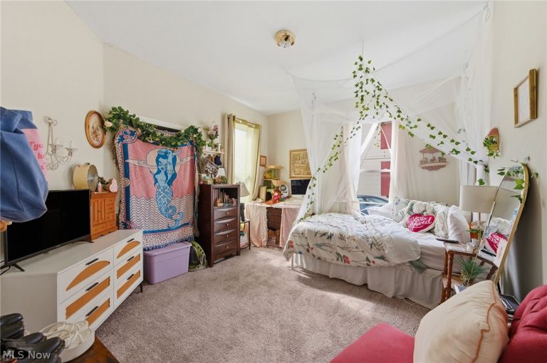 1432 110th Street, Cleveland, OH - Photo 2