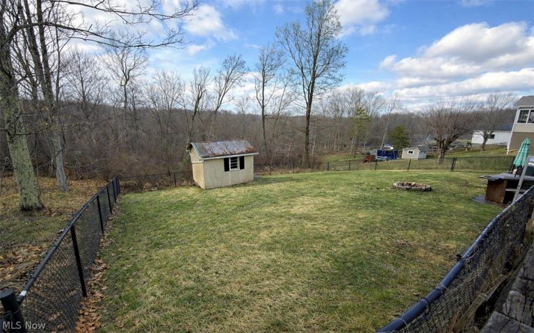 721 Longvue Drive, Steubenville, OH - Photo 2