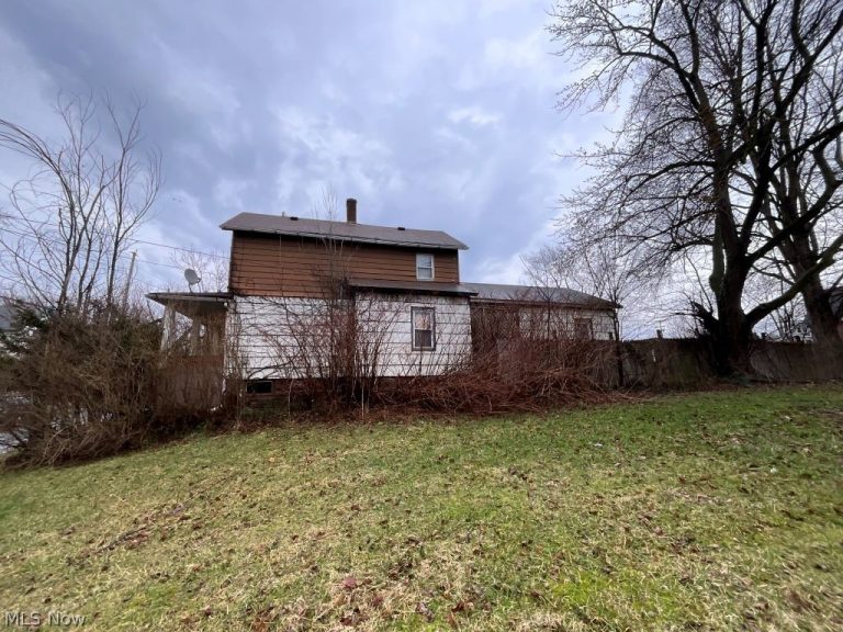 7300 Claasen Avenue, Cleveland, OH - Photo 4