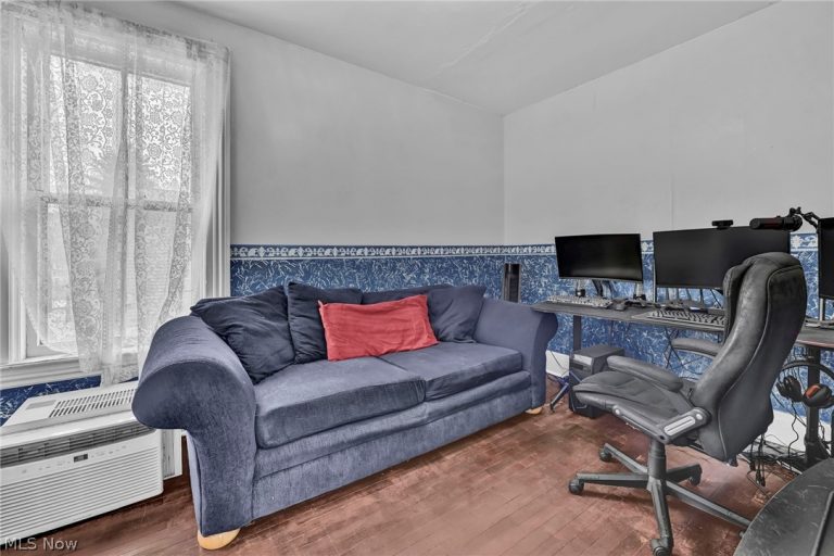 112 Adams Street, Wellington, OH - Photo 8