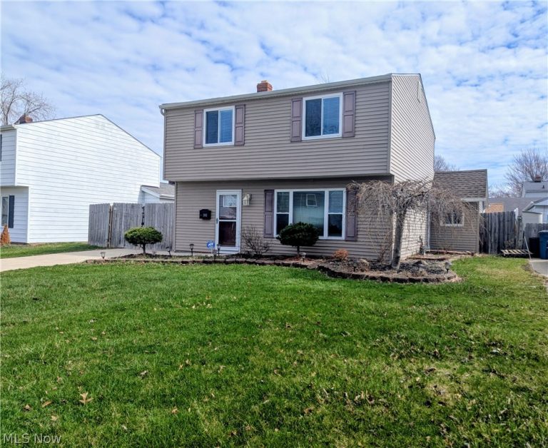 1045 347th Street, Eastlake, OH - Photo 2