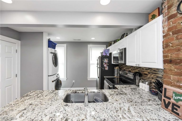 3617 Siam, Cleveland, OH - Photo 6