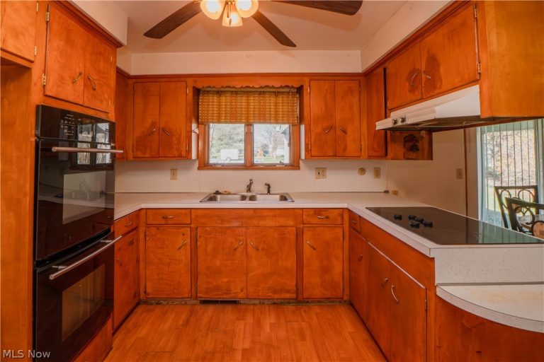 3211 Dueber Avenue, Canton, OH - Photo 8