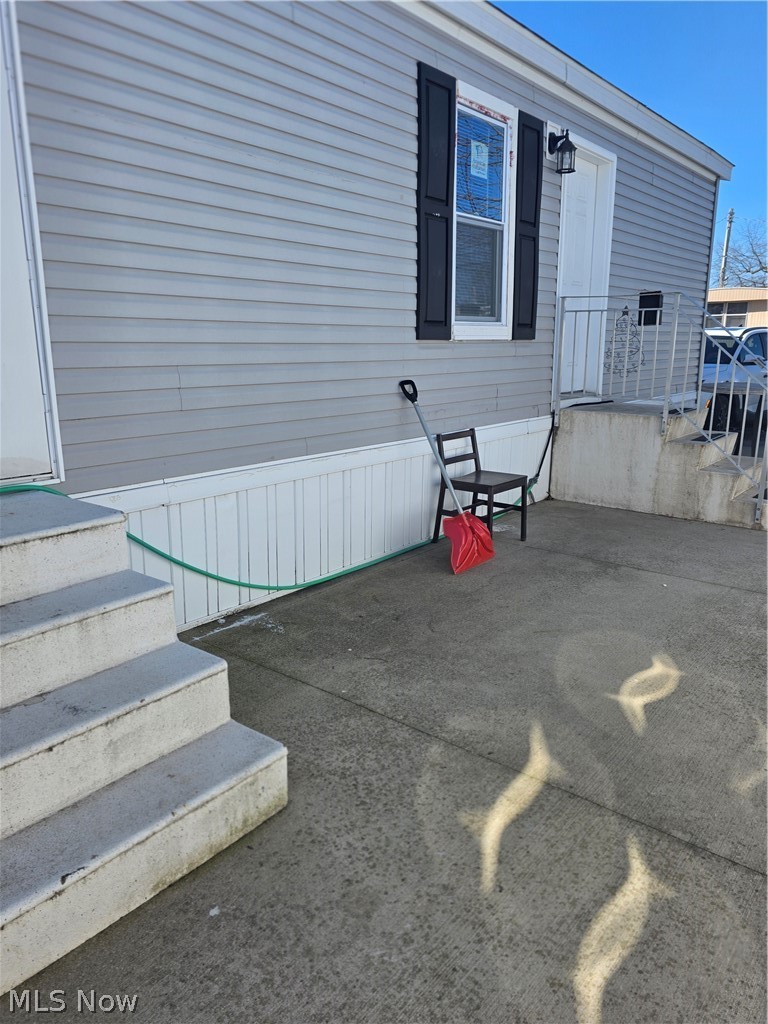 8269 Russell Lane, Cleveland, OH - Photo 2