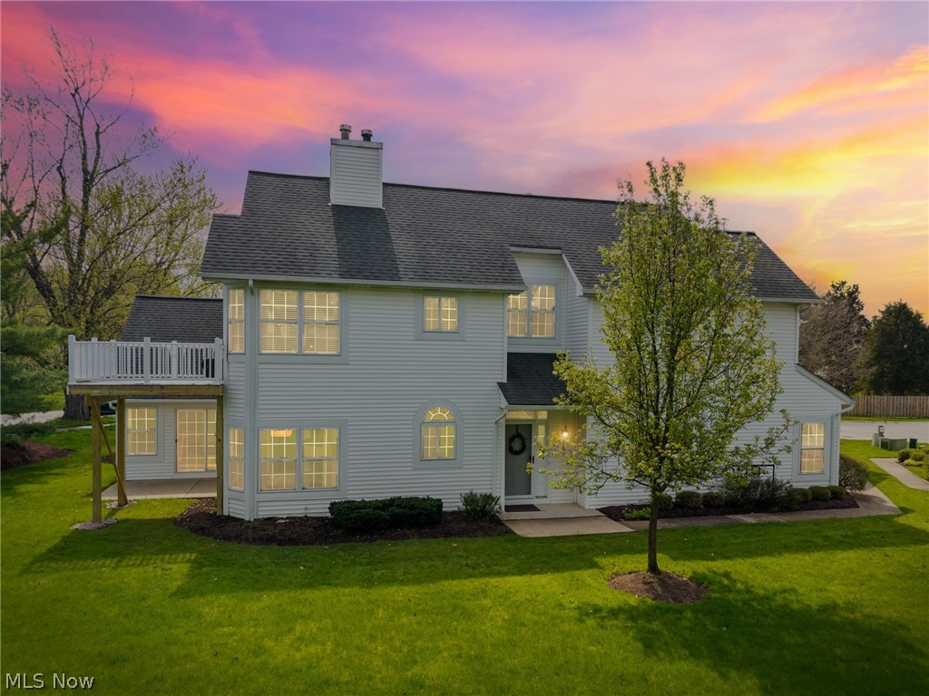 116 Vista Court, North Olmsted, OH