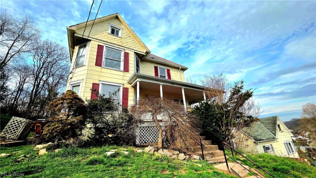104 Spring Street, Marietta, OH