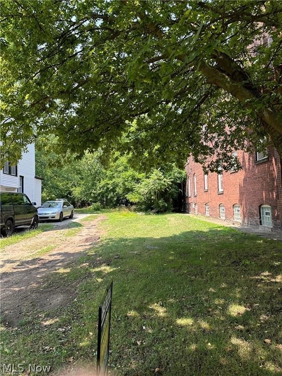 2200 100th Street, Cleveland, OH, 44106
