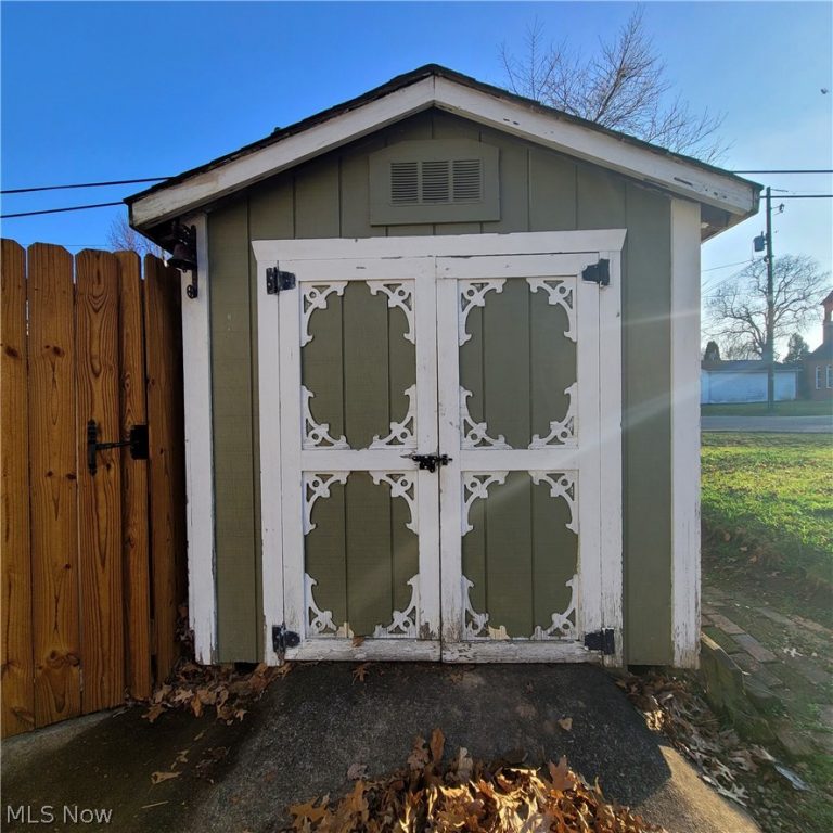 124 Park Avenue, Bolivar, OH - Photo 8