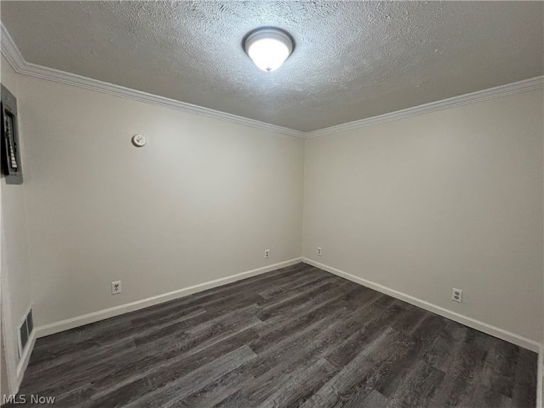 106 Columbus Way #1, Weirton, WV - Photo 4