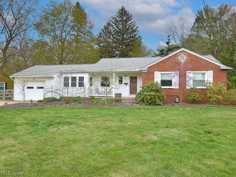 7691 Garfield Road, Mentor, OH - Photo 2