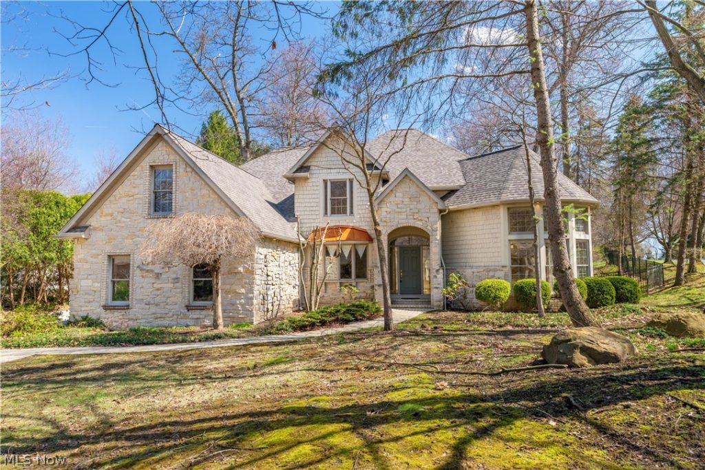 5412 Downingsgate Circle, Canton, OH