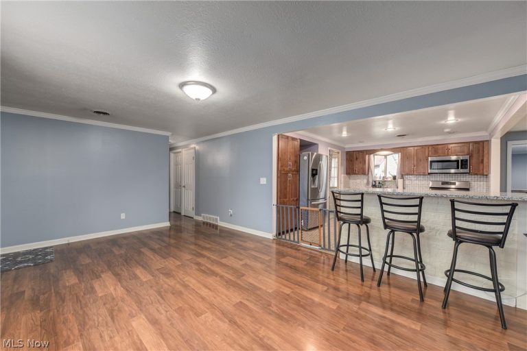 5785 Deborah Drive, North Ridgeville, OH - Photo 6