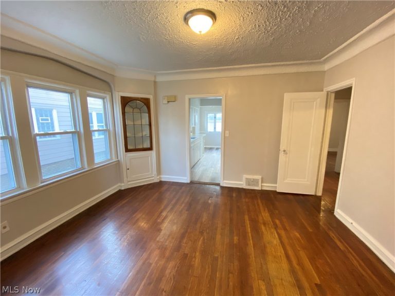 1478 Sherbrook Road #Lower, South Euclid, OH - Photo 4