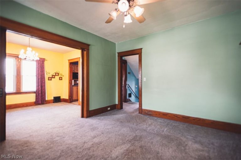 33 Hartford Avenue, Youngstown, OH - Photo 3