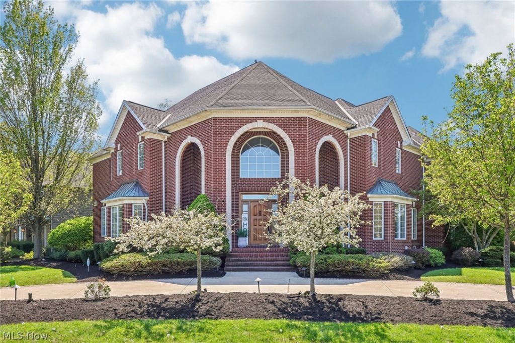 1400 Cobblestone Way, Westlake, OH