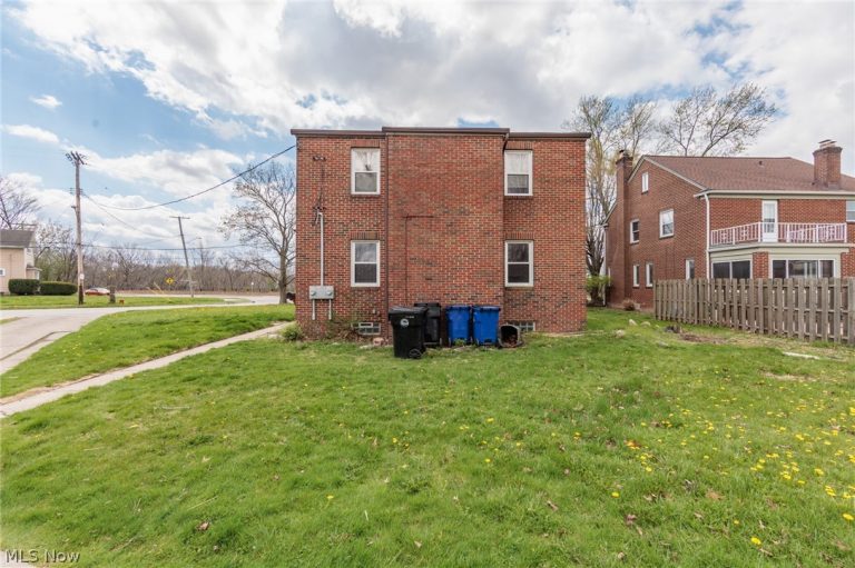 3155 Rocky River Drive, Cleveland, OH - Photo 5