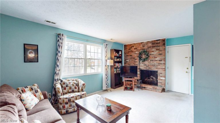 2736 Pease Drive #215N, Rocky River, OH - Photo 3